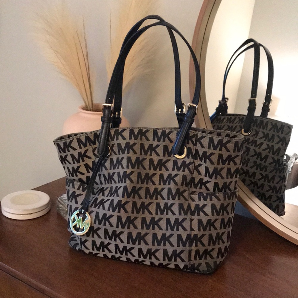 Michael Kors Tote